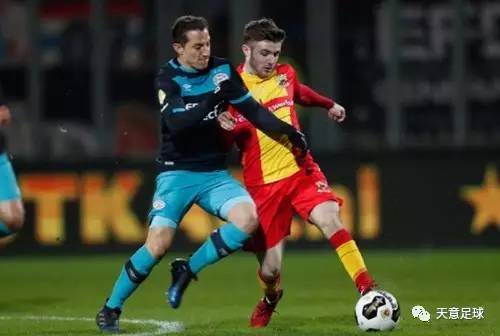 在当今的足 在当今的足