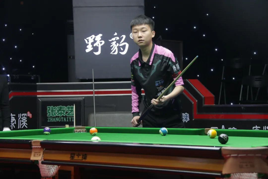 胜奠定了坚 胜奠定了坚