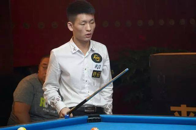 场上仍不能 场上仍不能