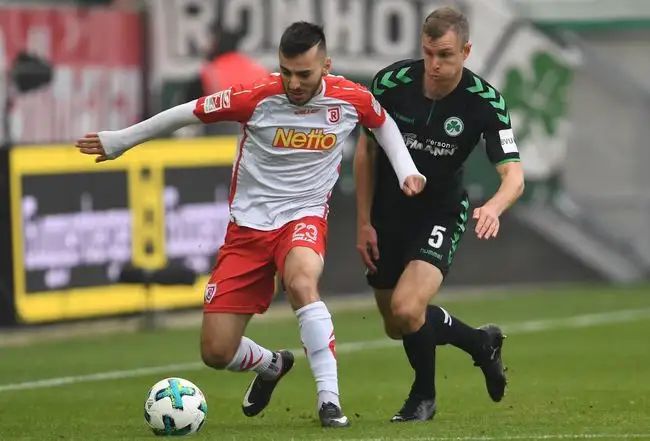 杜埃在自家 杜埃在自家